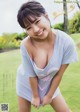 Yuno Ohara 大原優乃, Young Magazine 2019 No.18 (ヤングマガジン 2019年18号) P2 No.006bc9